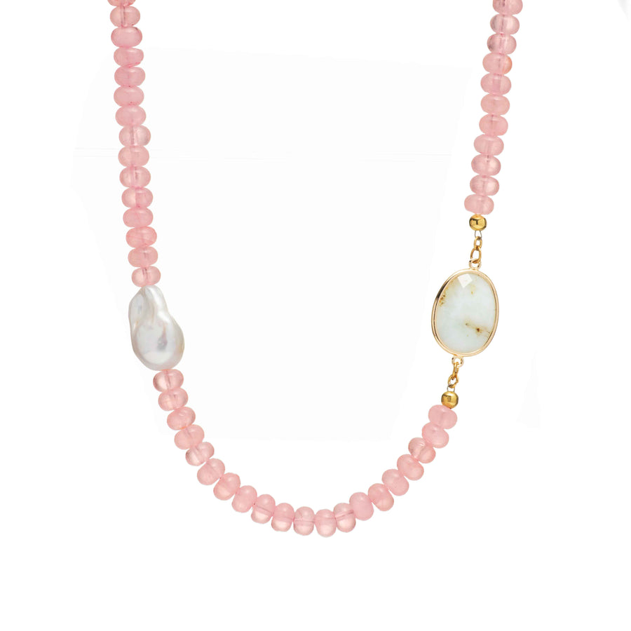 Pearl and Stone Necklace in Quartz