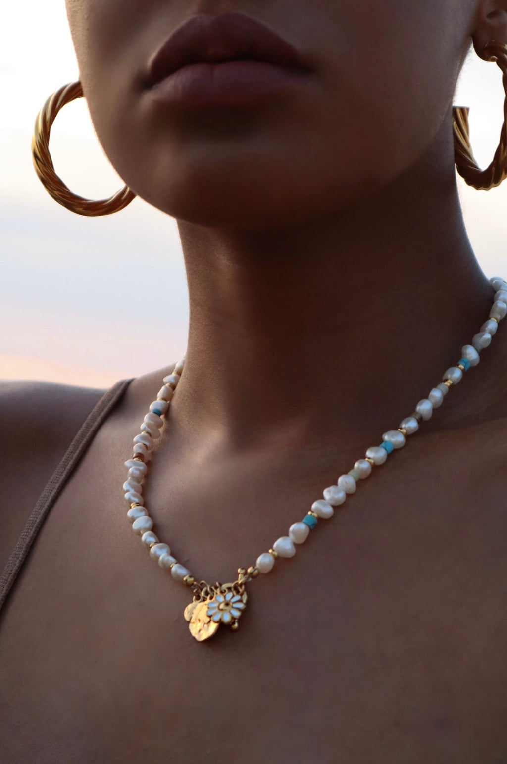 Pearl Daisy Necklace