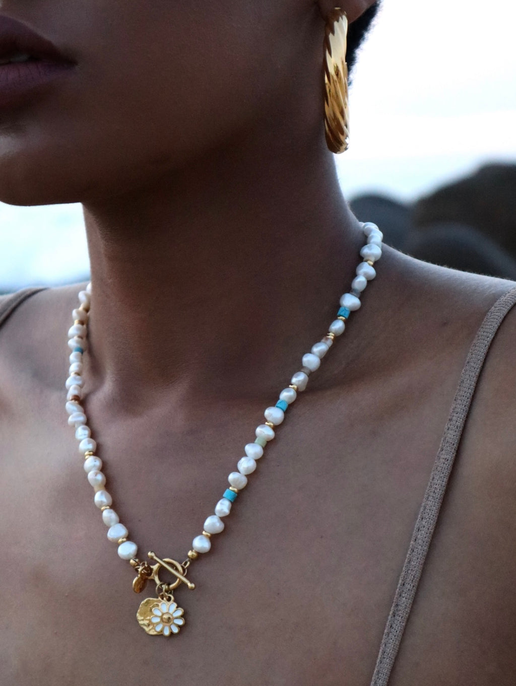 Pearl Daisy Necklace